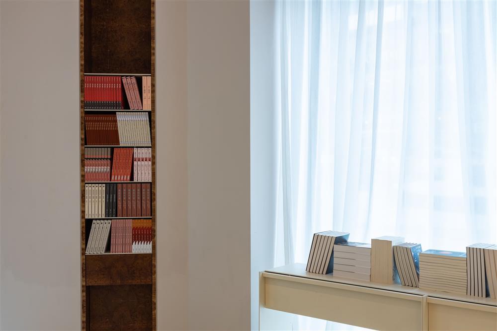 Aesop 酷兒文學圖書館：台灣站02