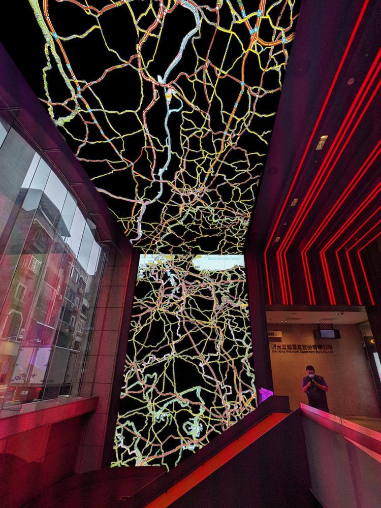 邱杰森《網絡世》