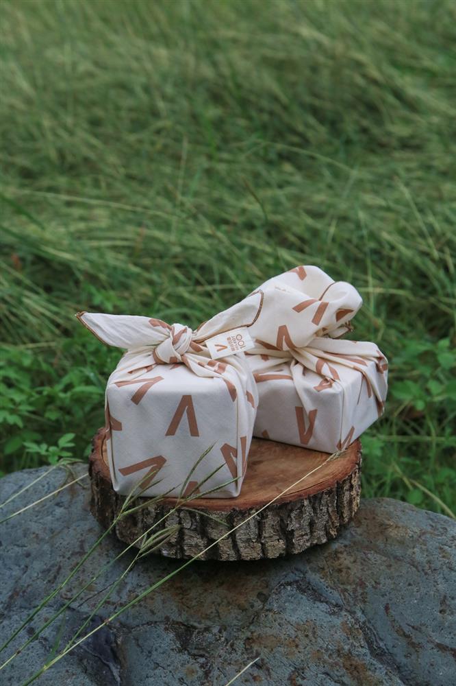 滿額贈Vslect限量布巾