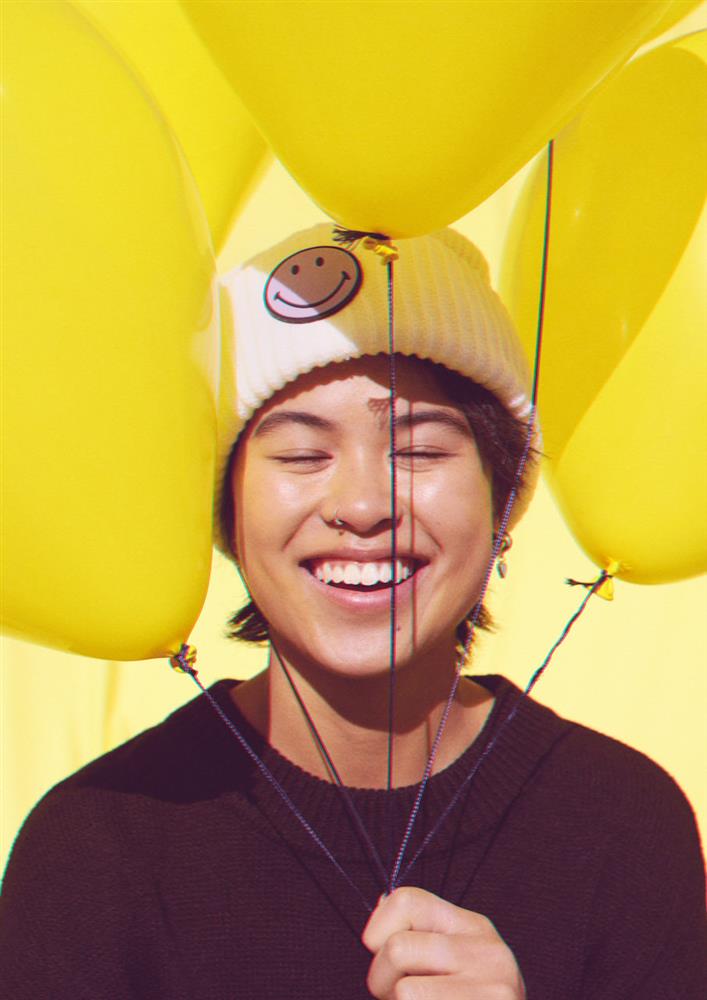 Smiley® x H_M聯名系列形象照 (10)