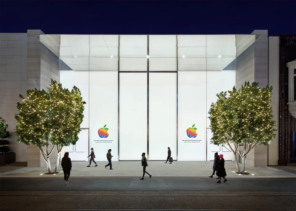 The Grove 購物中心的新 Apple 直營店