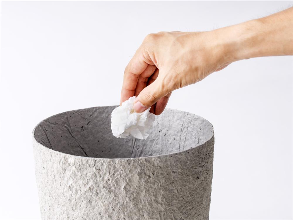 垃圾做成的垃圾桶9