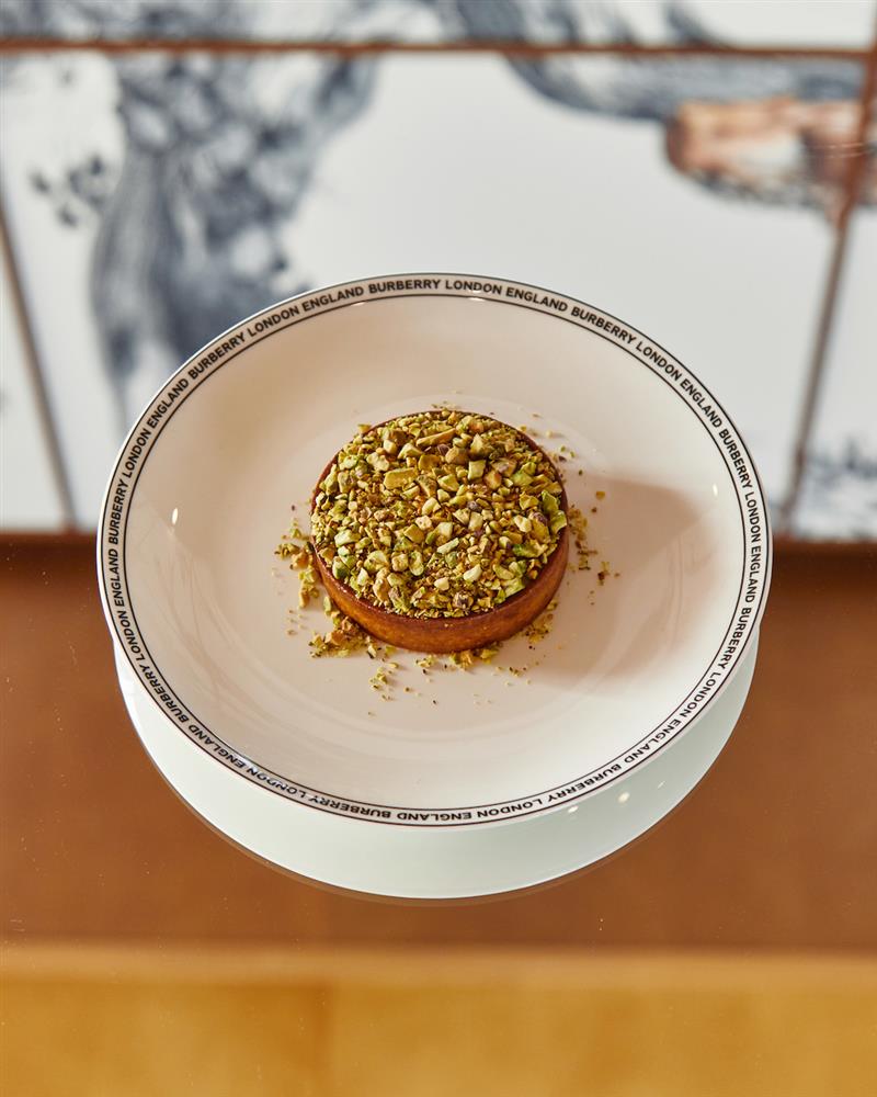 4x5 Imagined Landscapes Jeju - Thomas Burberry Cafe_003