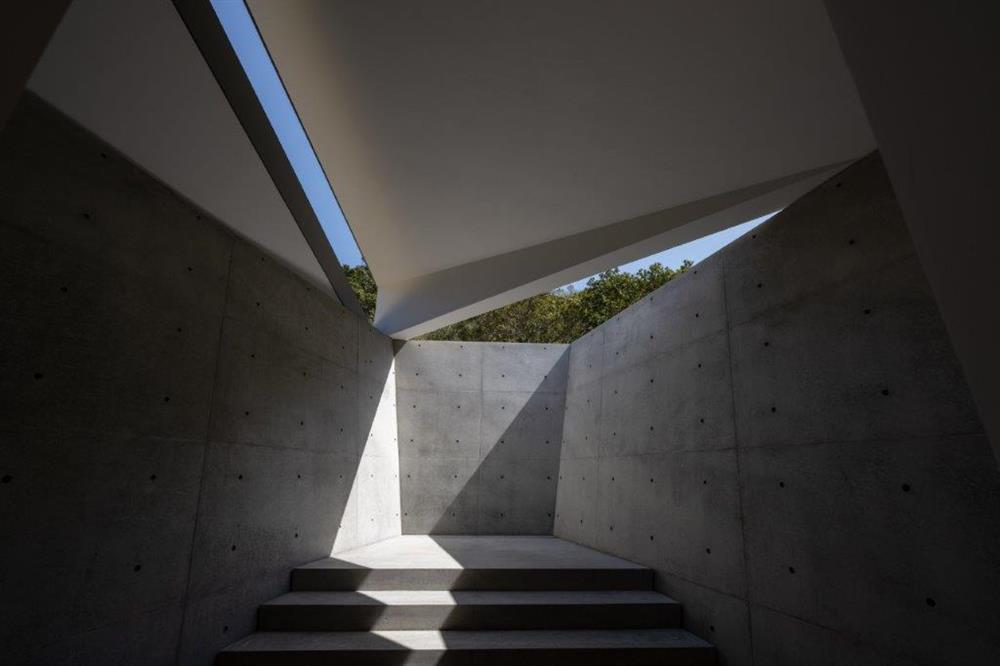 安藤忠雄與杉本博司在直島的新藝廊