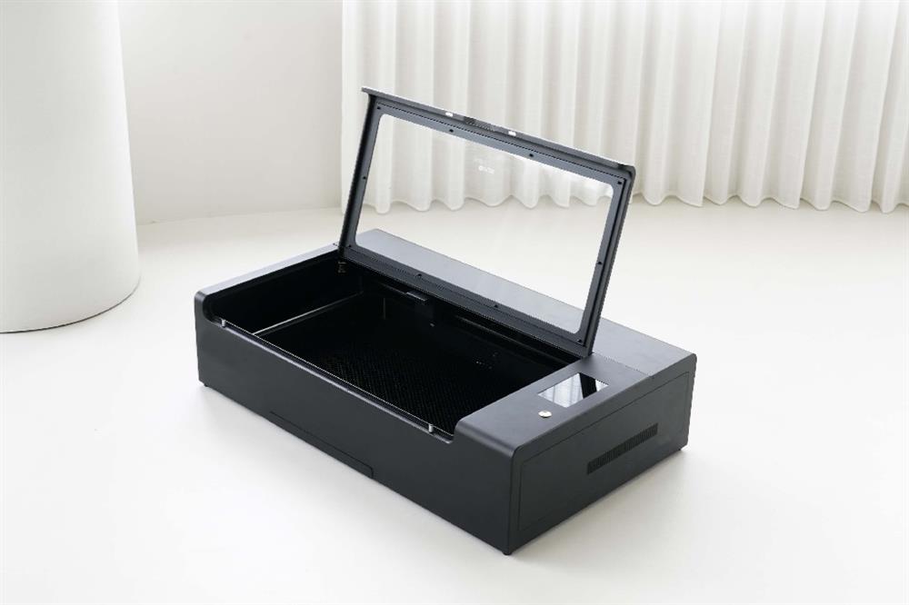 [FLUX 新聞圖片]  FLUX HEXA 超規格智慧雷射切割機 - 10