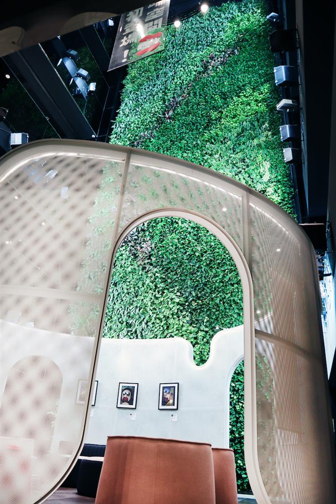 勤美誠品_雲端空間-將植生槍比喻為樹,以雲朵為概念打造的全新空間2 勤美誠品_雲端空間-將植生槍比喻為樹,以雲朵為概念打造的全新空間2