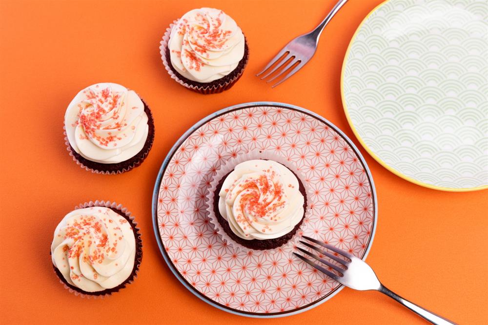 2021GĒN CREATIVE俏皮化身— nena Sweets Shop繽紛詮釋美式療癒甜點_杯子蛋糕_Red Velvet 紅絲絨杯子蛋糕 2021GĒN CREATIVE俏皮化身— nena Sweets Shop繽紛詮釋美式療癒甜點_杯子蛋糕_Red Velvet 紅絲絨杯子蛋糕