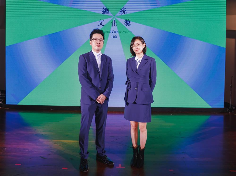 04文總正裝制服由潘怡良設計師操刀