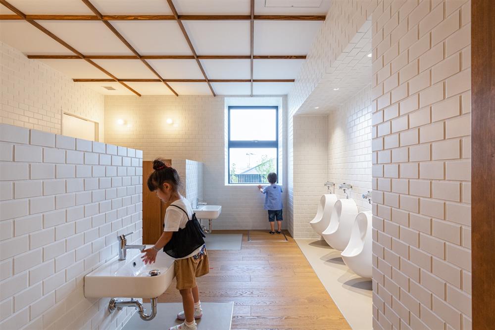 IZY Kindergarten and Nurserykhb409-39102