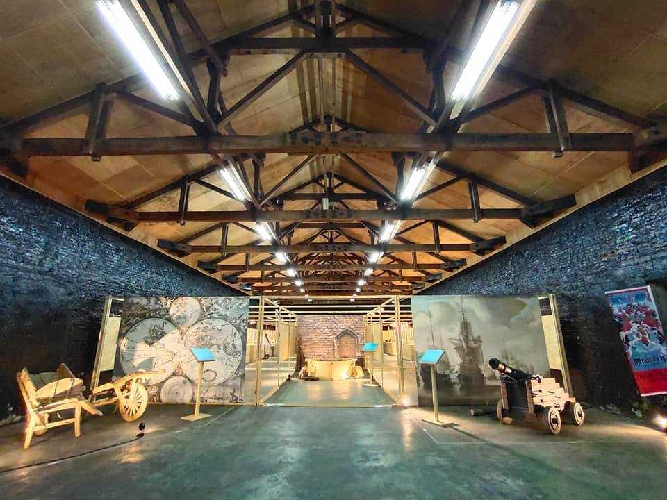 00b27138-117f-474b-b59d-9ccae0b1e078 00b27138-117f-474b-b59d-9ccae0b1e078