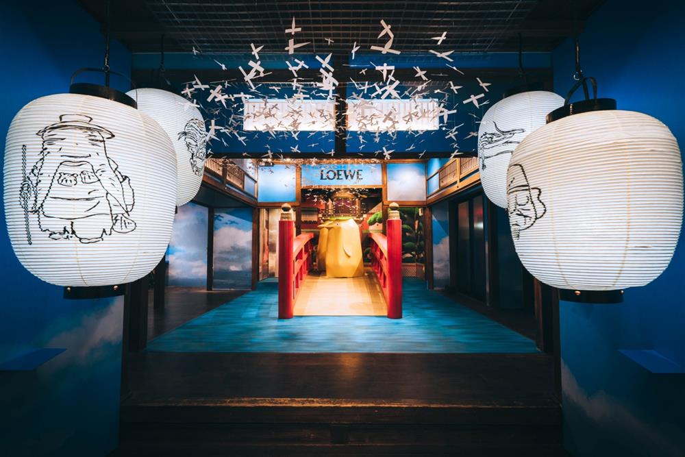 2022LOEWE x 《神隱少女》原宿快閃店4