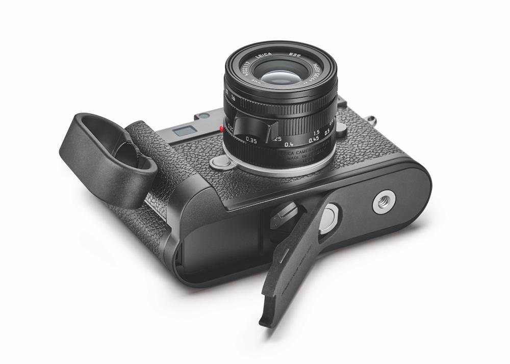 【徠卡相機產品圖片】M11黑色_正面_含握把_2