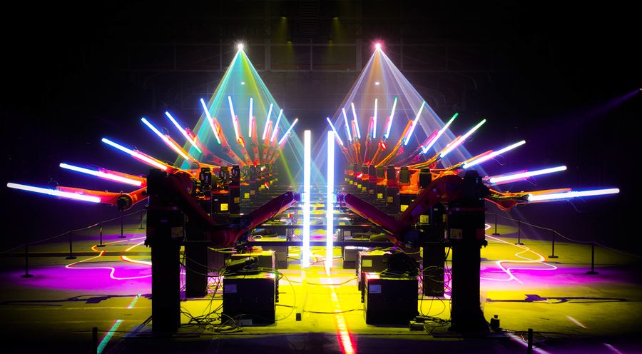 機械手臂加入「2022台灣燈會在高雄」，「千手光劍」有看頭！ (3)