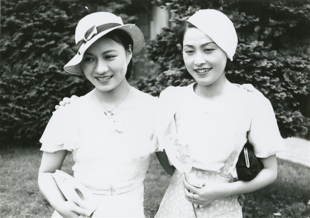 鄧南光，女子肖像，1950-1960，國家攝影文化中心典藏。