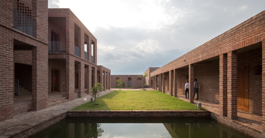 10._Brick__jali__provide_screening_for_private_areas_while_allowing_air_flow