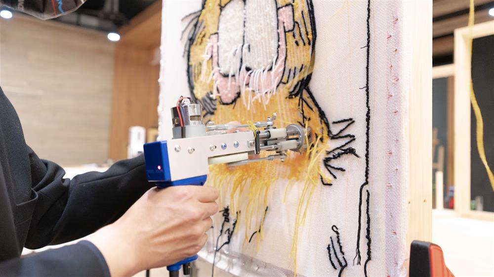 DA DA TUFTING STUDIO(3)