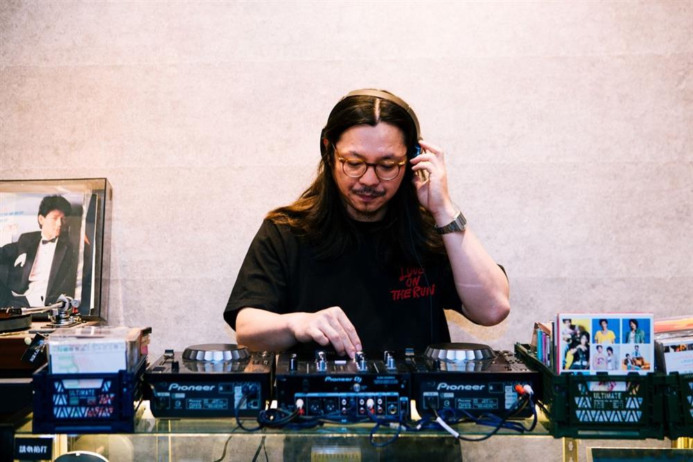 市集特別邀請別嗆大叔擔任DJ 市集特別邀請別嗆大叔擔任DJ