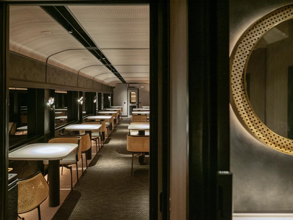 S__84058210 S__84058210