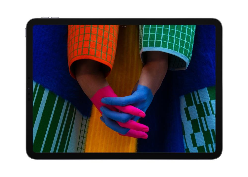 Apple-iPad-Air-Liquid-Retina-Display-demo-220308_screen