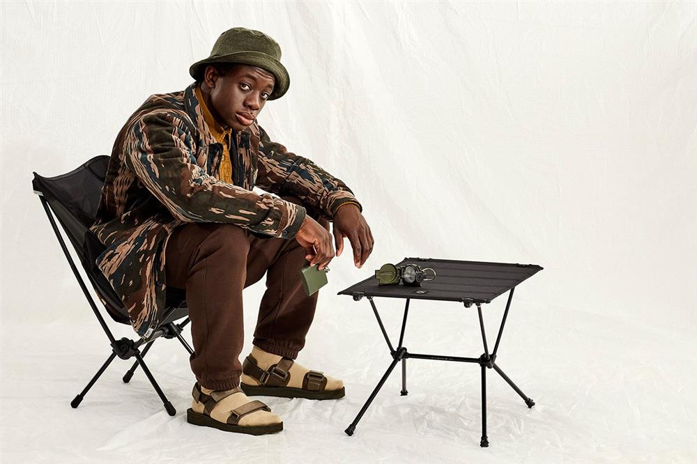 https___hypebeast.com_image_2022_03_helinox-liam-ricketts-collaboration-release-info-0013-1