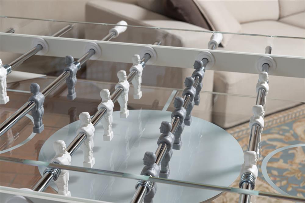 Ghost_setting_white_02-1-1440x961