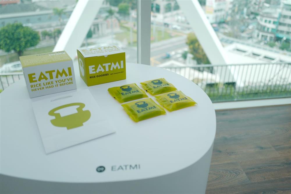 小檔EATMI以對環境友善的信念,開發出更多天然無負擔又美味的產品,讓世界看到不一樣的台灣米食文化。 小檔EATMI以對環境友善的信念,開發出更多天然無負擔又美味的產品,讓世界看到不一樣的台灣米食文化。
