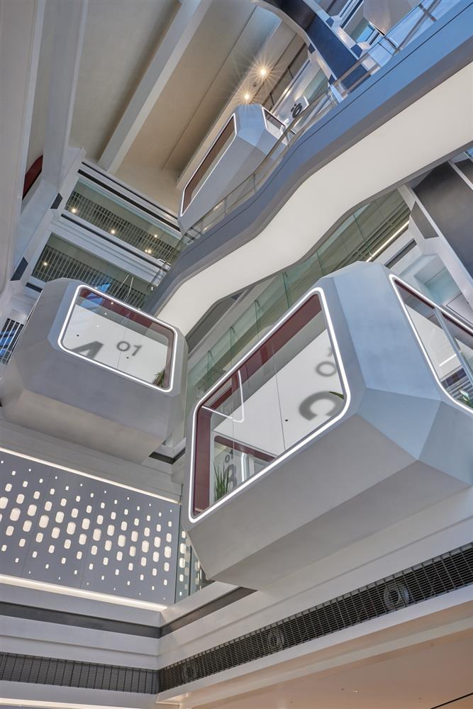 uns_yg_hq_1251_web(mediaclass-masthead-image.4e1a49d738a19641358911833dfb355bf10d147f)