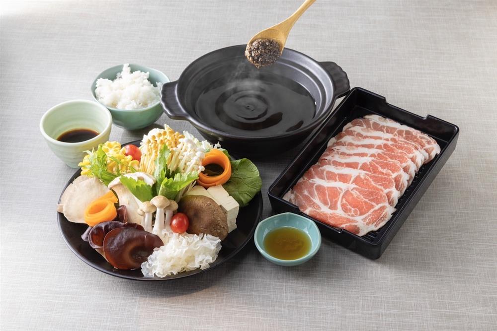 圖5_WIRED CHAYA茶屋新竹湳雅店限定─松露野菇元氣個人鍋 圖5_WIRED CHAYA茶屋新竹湳雅店限定─松露野菇元氣個人鍋