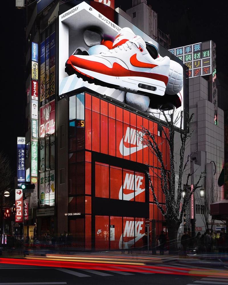 日本NIKE裸視3D廣告