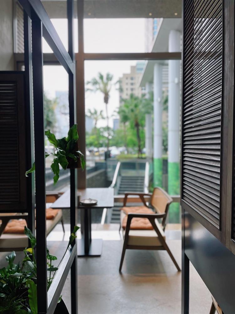 S__42221586 S__42221586