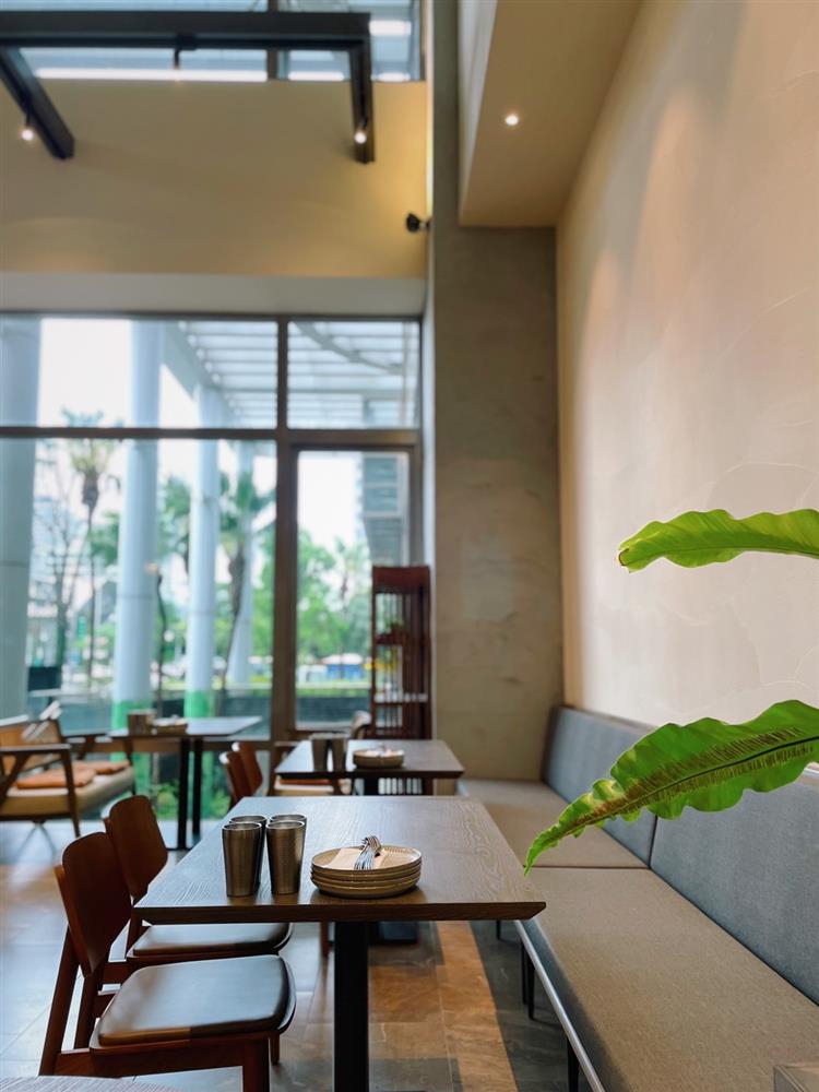 S__42221575 S__42221575