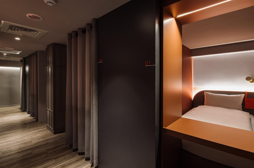 小檔台中悅樂酒店青春背包客房