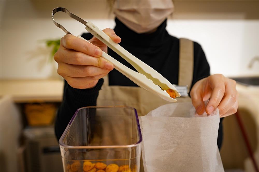 〈圖說：春大直「主廚市場CHEF MARKET」在用餐空間選擇上大膽打破品牌框架，鼓勵顧客跨店自由混搭餐食，堅信美味因交流更提味。〉 -2