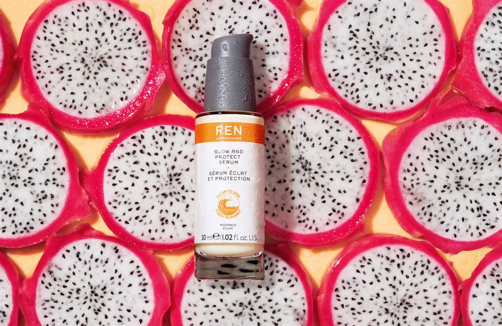 REN 鮮果C亮采透光菁華 30ml NT$1,950_情境圖9
