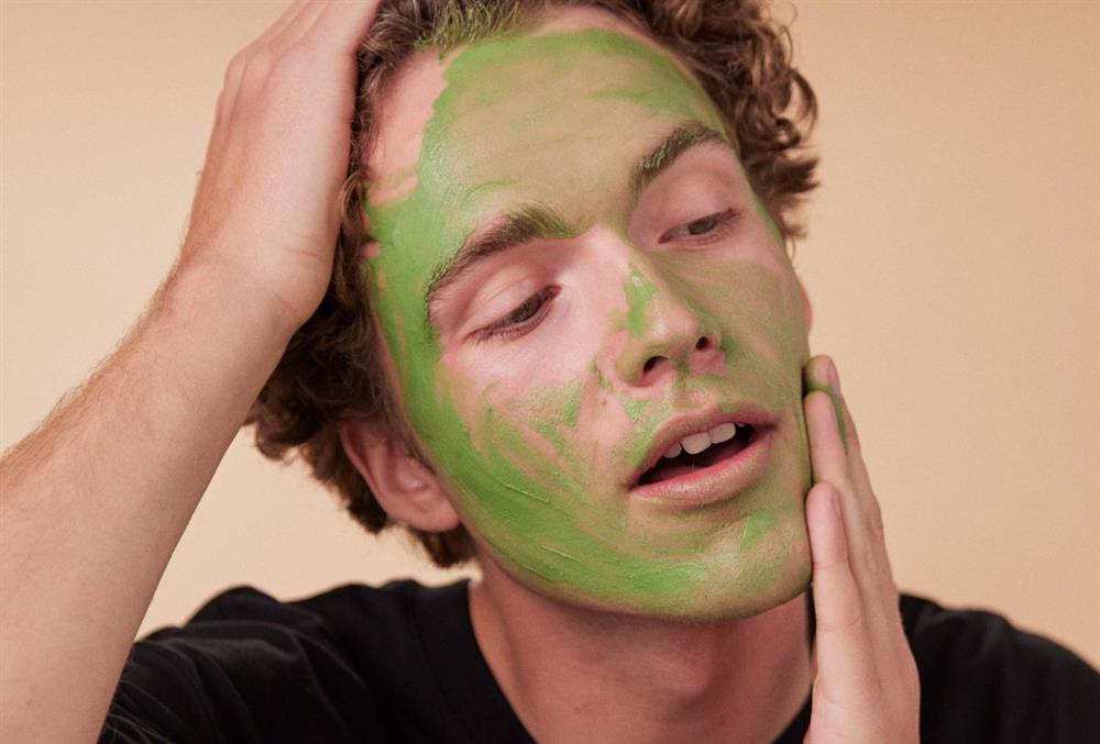 absolution極致淨化亮采面膜 50ml  NT$1,200(情境圖10) absolution極致淨化亮采面膜 50ml  NT$1,200(情境圖10)