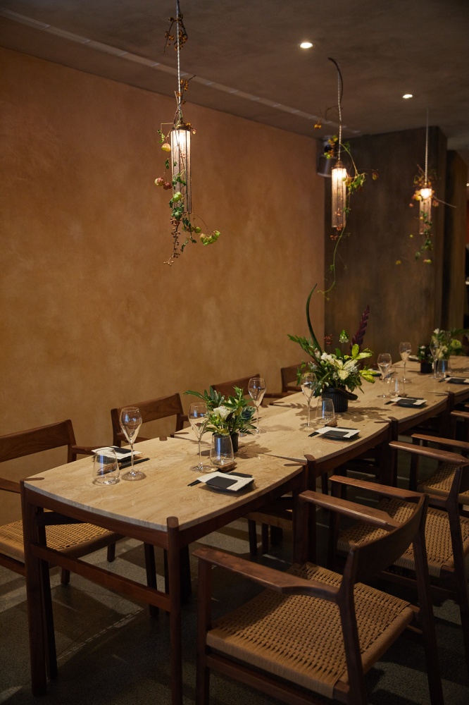 小檔今年在星禮程邁入第6年,星禮程金星禮迎向2週年之際,星巴克尊寵會員再升級,於5月27日舉辦「歡迎光臨一夜星巴克餐廳-探究在地食材和咖啡創作滋味」,首度與極致深究在地食材變化的餐廳EMBERS合作,以走過24年星巴克旅程為主題,運用在地食材推出的道道美味,搭配由星巴克開發出的創意咖啡飲料,探索咖啡香氣氤氳24年的在地故事 小檔今年在星禮程邁入第6年,星禮程金星禮迎向2週年之際,星巴克尊寵會員再升級,於5月27日舉辦「歡迎光臨一夜星巴克餐廳-探究在地食材和咖啡創作滋味」,首度與極致深究在地食材變化的餐廳EMBERS合作,以走過24年星巴克旅程為主題,運用在地食材推出的道道美味,搭配由星巴克開發出的創意咖啡飲料,探索咖啡香氣氤氳24年的在地故事