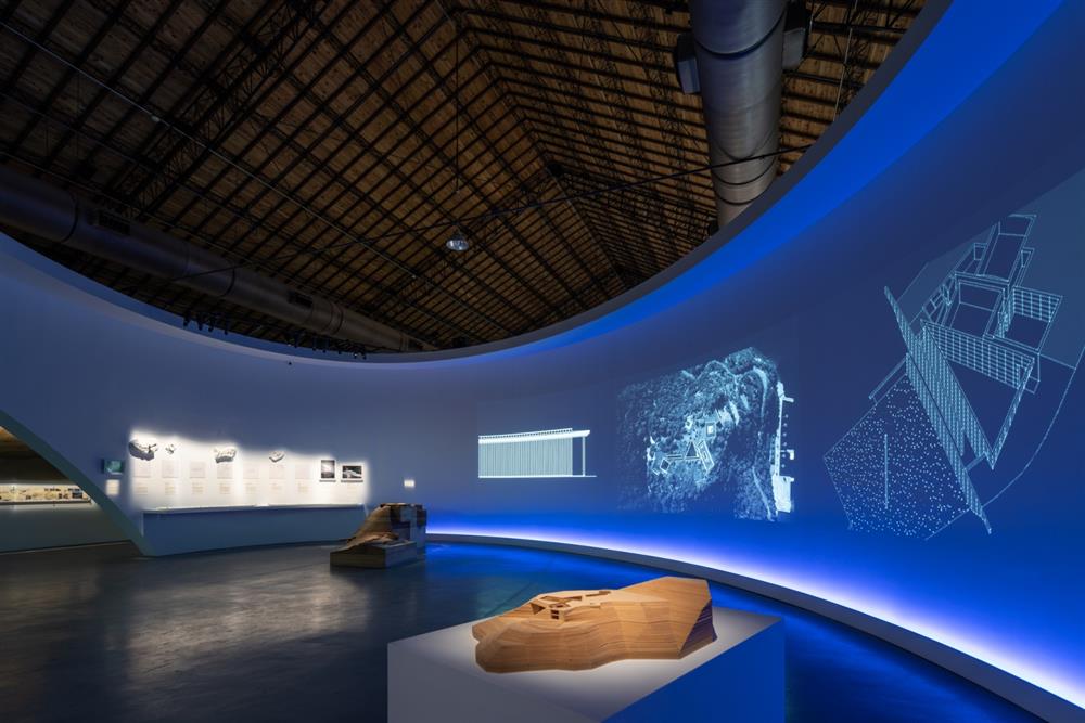 小檔長達30年的「直島計畫」中「地中美術館」、「倍樂生之家 美術館」等作品如同生物繁衍般擴張，建築成為真正活著的場所，這座無名小島也躍為全球知名的藝術聖地 ©忠泰美術館 (1)