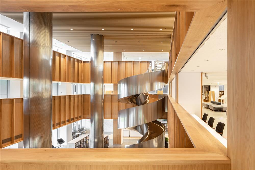 344712_114436_large_entry_medium