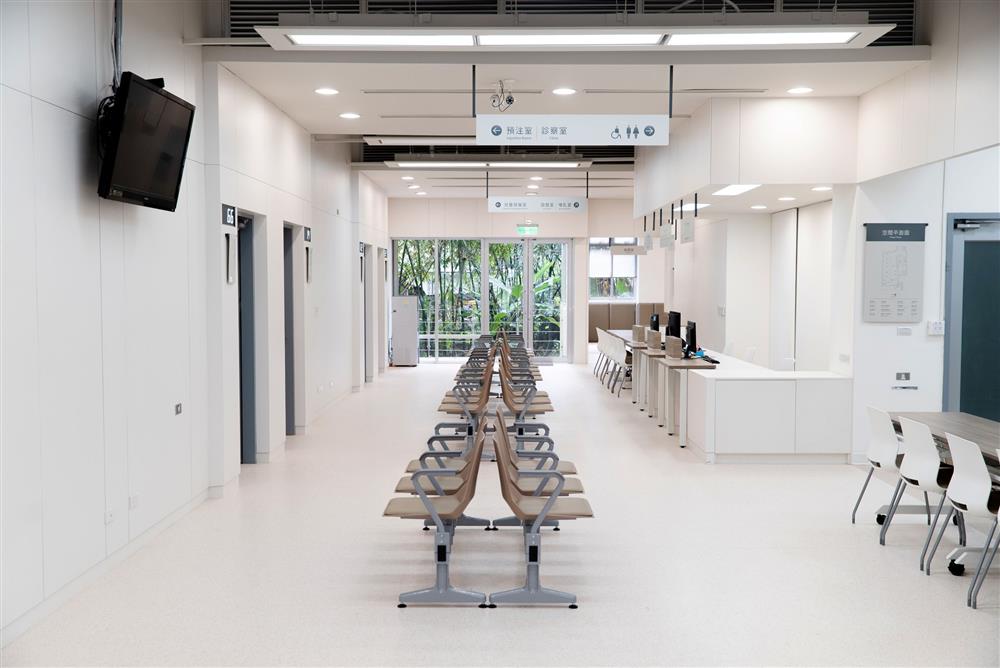 331508_01_create_a_consistent_reassuring_public_health_center_xizhi_phc