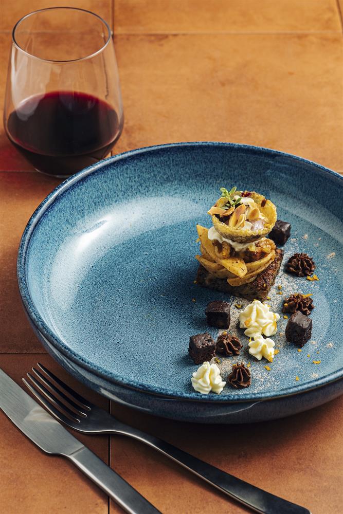 新米食品牌 EATMI 打造餐桌「米」冒險，開啟無麩飲食新浪潮_世界地球日聯名餐點_TOASTERiA CAFE_地中海焦糖蘋果米吐司