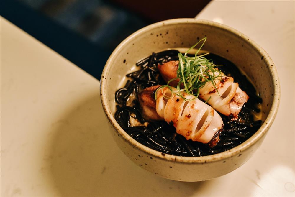 小檔小卷黑米粉 220元