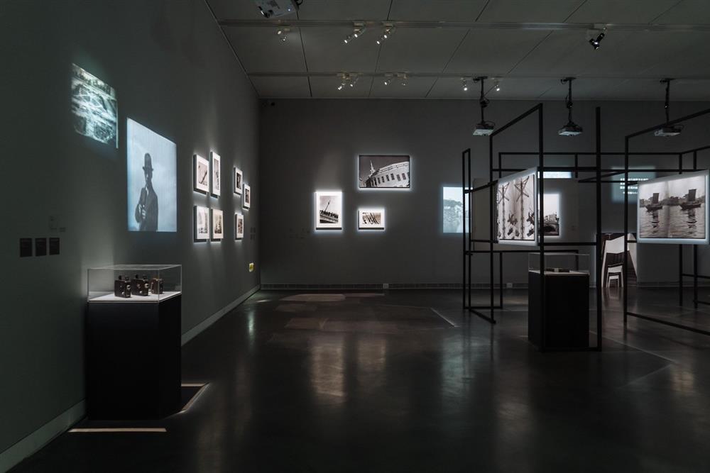 高美館《光──臺灣文化的啟蒙與自覺》展場一景。_8