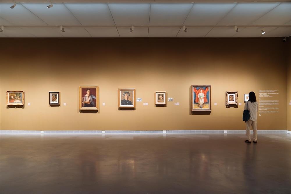 高美館《光──臺灣文化的啟蒙與自覺》展場一景。_3