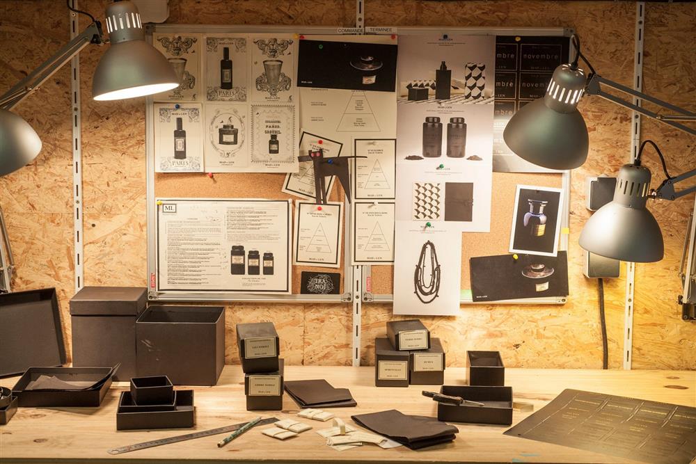 mad-et-len-studio-the-garnered-95創辦人Sandra Fuzier和Alexandre Piffaut於2007年創立了MAD et LEN，旨在將他們的回憶融入風格強烈的作品中。