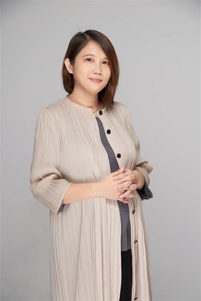 策展人_DARCY (1) 策展人_DARCY (1)