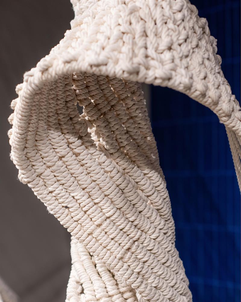 LOEWE_CLOSEUP0189_4x5