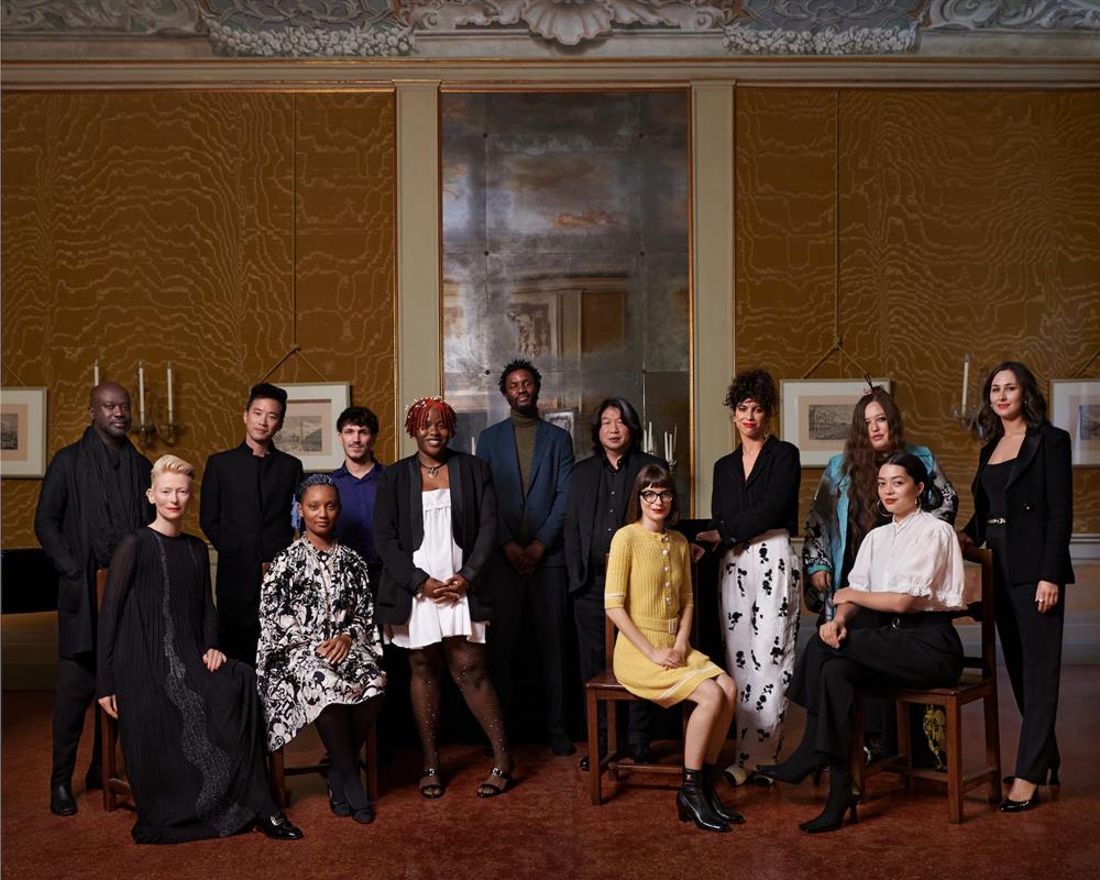 chanel_next_prize_key_visual_group_no-logo-HD