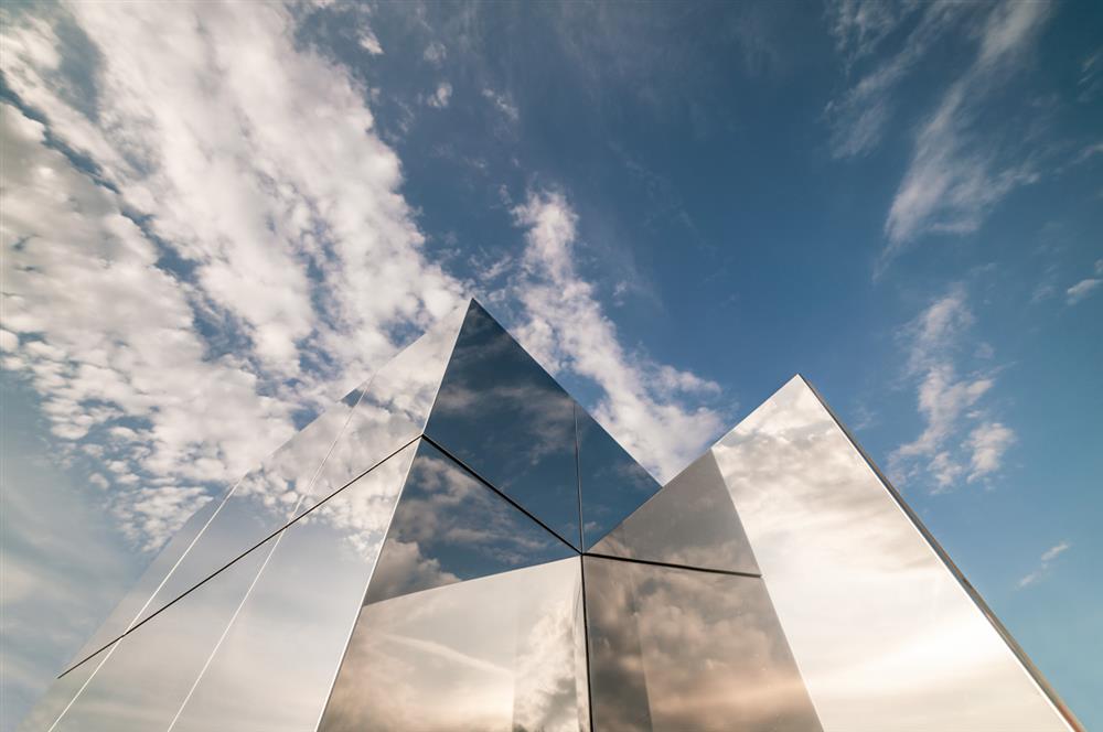 布達佩斯鏡面遊客中心2 布達佩斯鏡面遊客中心2