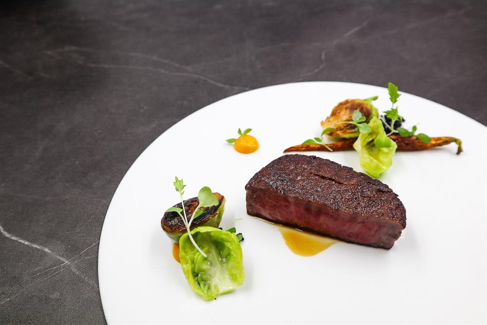 主餐-【 A4和牛菲力 橄欖 孢子甘藍 】 $3,980+10_