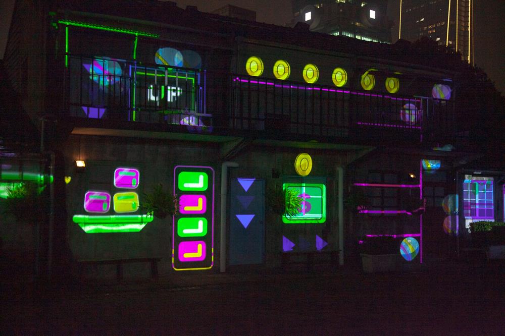 《LIGHT UP 南村有光》80 年代復古紅白機電玩融入建築牆面